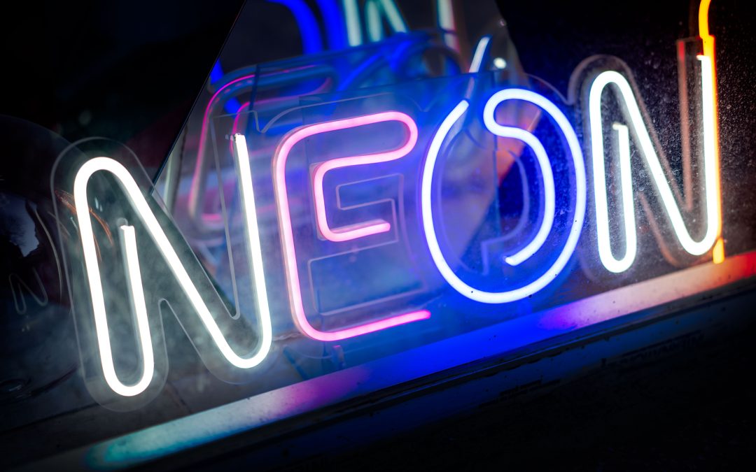 6 razones para elegir carteles de neón LED para la decoración de tu casa